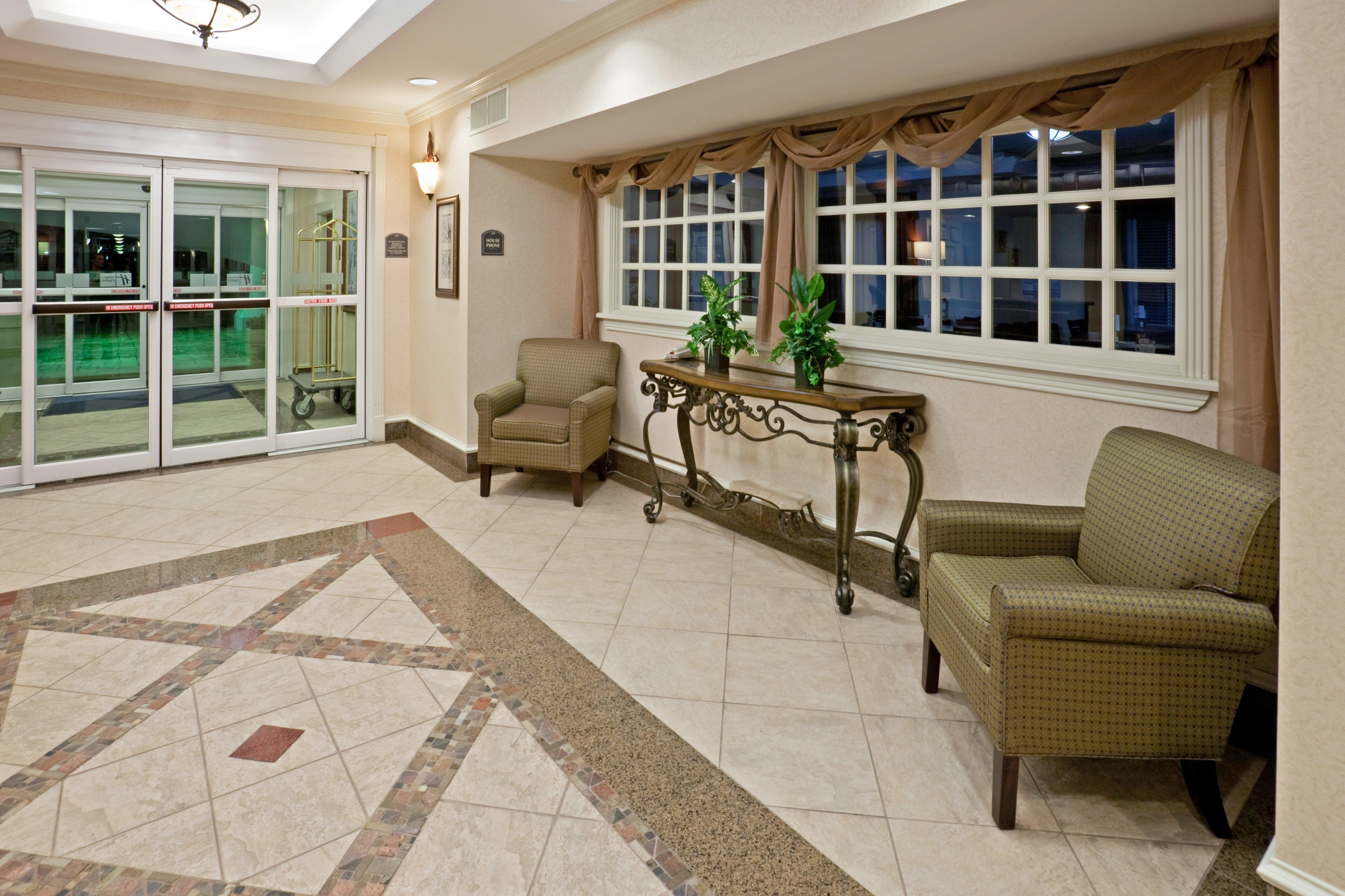 Holiday Inn Express & Suites Waxahachie By Ihg Ngoại thất bức ảnh