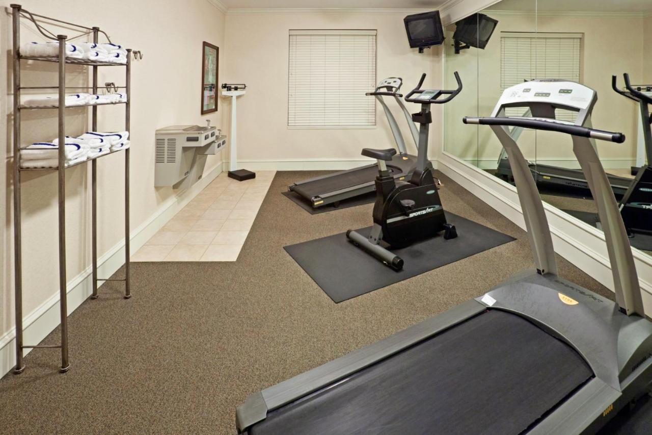 Holiday Inn Express & Suites Waxahachie By Ihg Ngoại thất bức ảnh